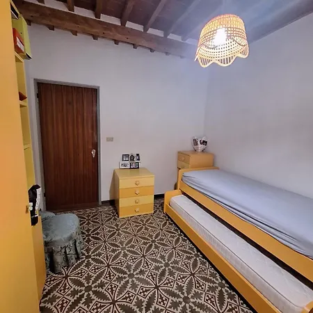 Casa Di Corte A 3km Da Lucca Casa vacanze
